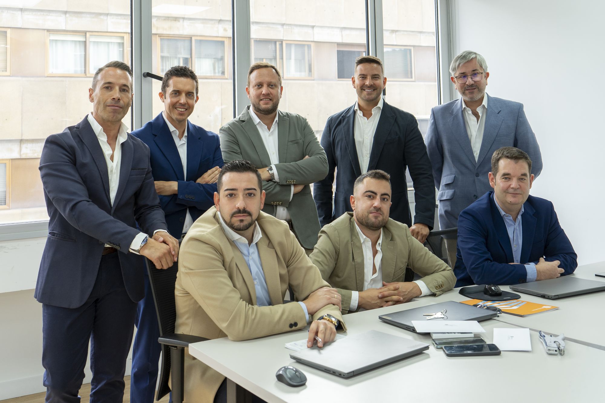 El equipo de DS Realty en la oficina de Núñez de Balboa, Madrid