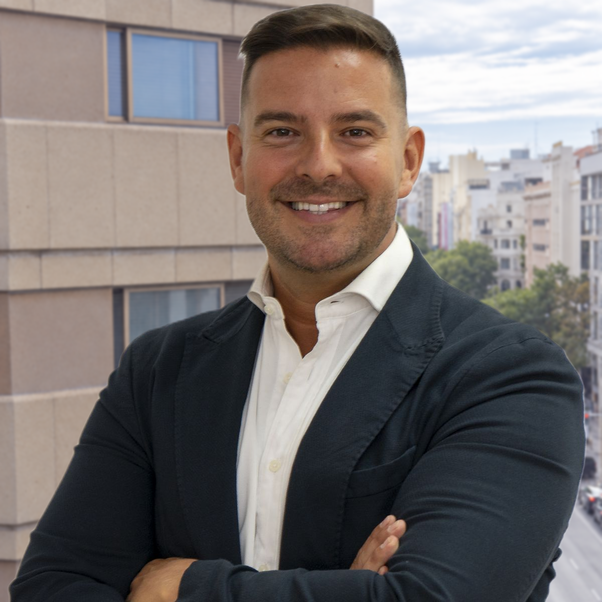 Sergio Aparicio, Property adviser